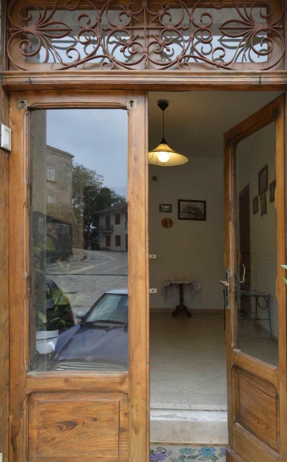La Casa Di Zia Nina Villa Campolattaro Exteriör bild